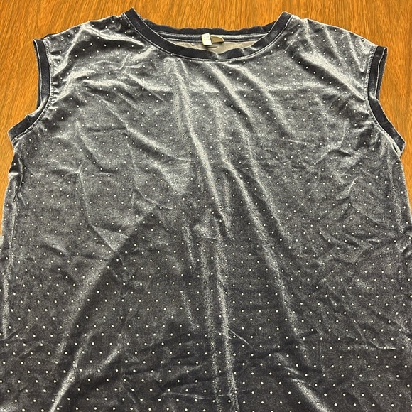 Elle velvet‎ top, size medium - Picture 2 of 13